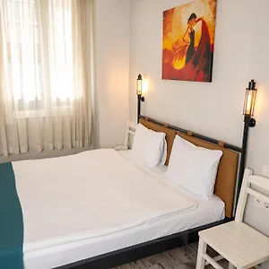Hot Budget Ortakoy Istanbul